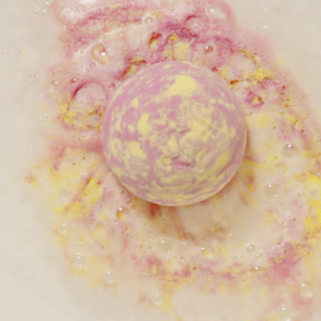 Erdbeer-Slushie (Badebombe)